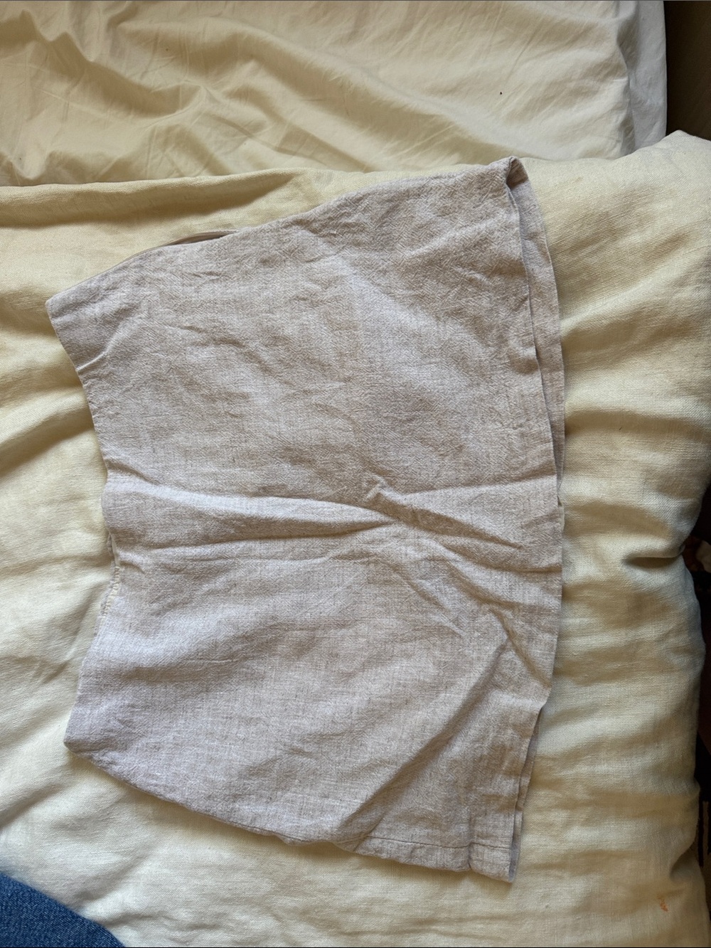 Abercrombie & Fitch Light Beige Linen-Blend Bermudas